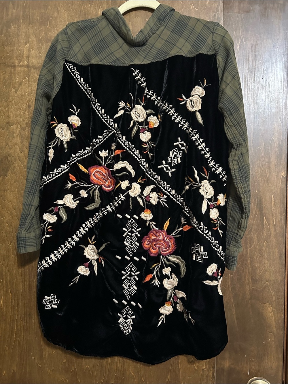 Kyla Seo Embroidered Floral Velvet Mix-Media shirt XL Anthropologie